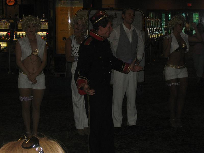 Impromptu dancers at Paris