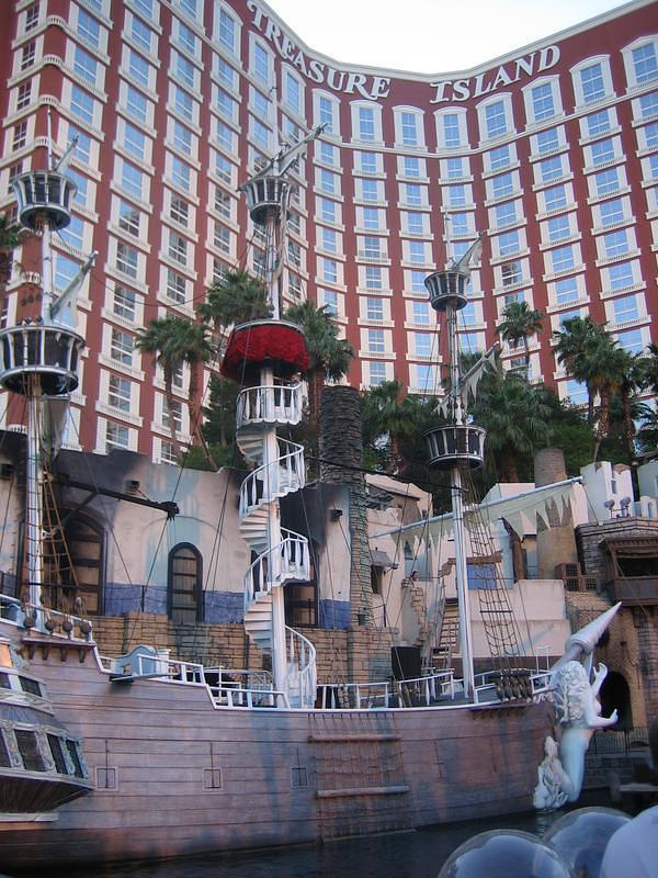 Set for "Sirens of TI"