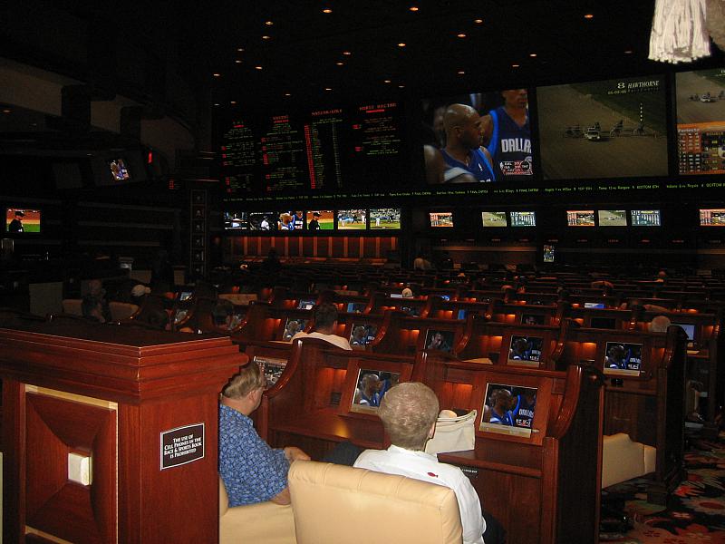 Mega sports book at Wynn